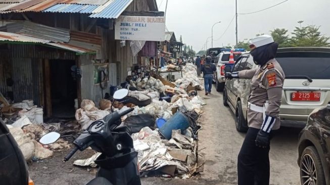 Urai Kepadatan, Jalan Kalimalang Bekasi Beroperasi Dua Jalur