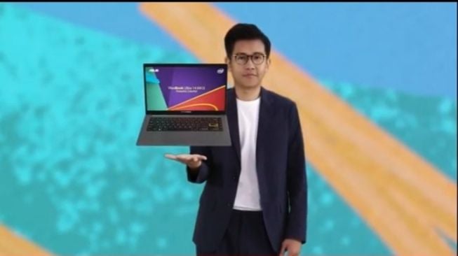 Peluncuran Asus VivoBook Ultra 14 secara streaming, Selasa (29/9/2020). [Screenshot/Dythia Novianty]