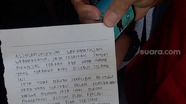 Isi surat permintaan maaf terdakwa Pinangki ke Jaksa Agung ST Burhanuddin dan Hatta Ali. (Suara.com/Arga)