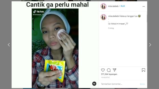 Tutorial makeup nyeleneh pakai bahan makanan. (Instagram/@miss.bebeb)