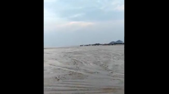 Beredar Video Diduga Pantai di Jepara Surut Hari Ini, Benarkah?