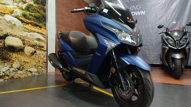 Kymco X-Town 250i luncurkan warna baru. [Kymco]