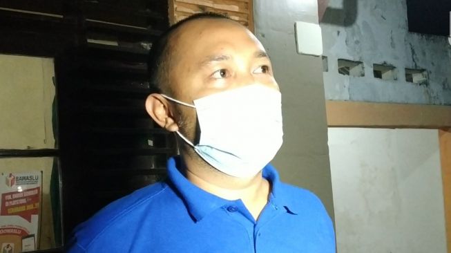 Jadi Begini Pengakuan Pemilik Mobil Branding Paslon Penuh Uang di Mojokerto