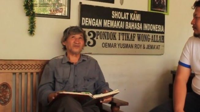 Geger Mantan Petinju Veteran Sholat Pakai Bahasa  Indonesia 