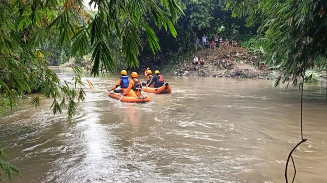 Sempat Hilang, Bocah Tenggelam di Sungai Indragiri Ditemukan Meninggal