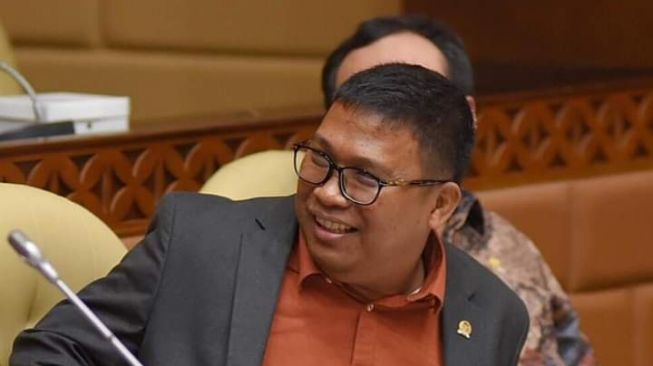 Drama Puan Matikan Mik Anggota DPR, Irwan: Entah Apa Alasan Pimpinan Sidang