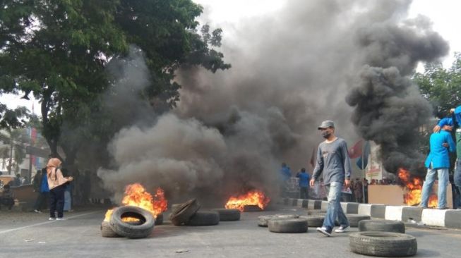 Mahasiswa Makassar: UU Cipta Kerja Akan Merugikan Mahasiswa Miskin