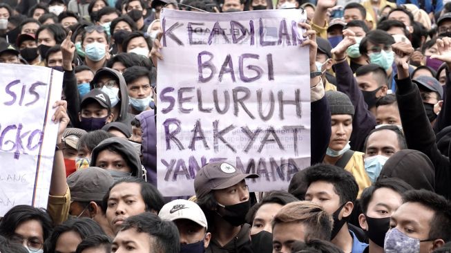 Tertangkap Saat Demo Ini Hal Yang Wajib Dilakukan