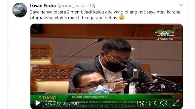 Irwan Fecho saat mikrofonnya dimatikan. (Twitter/@irwan_fecho)