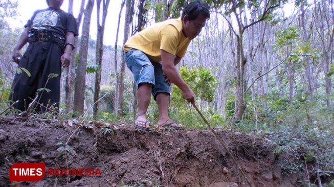 Warga Desa Pesanggrahan Kota Batu Temukan Batu Bata Kuno