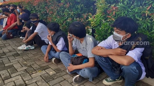 Hendak Ikut Demo UU Cipta Kerja, Pelajar SMK di Bogor Bawa Jimat