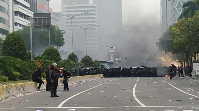 AJI Indonesia Catat 28 Kasus Arogansi Polisi ke Jurnalis