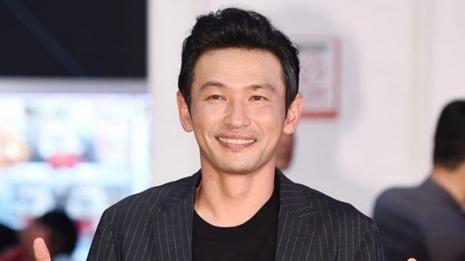 Hwang Jung Min Dilarikan ke UGD, Sakit Apa?