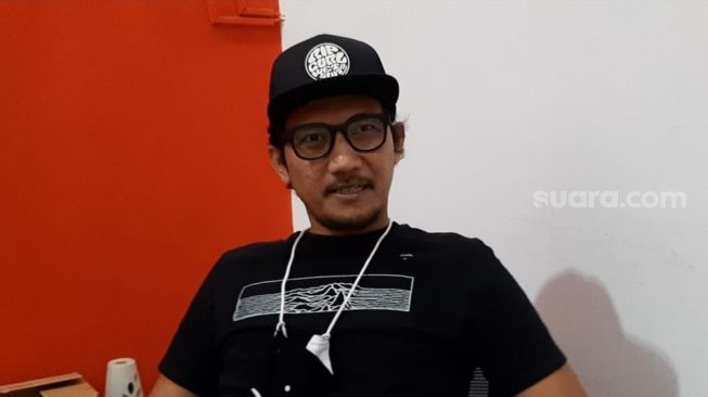 Rilis Lagu Baru "Sedih", Sandy Canester Terinspirasi Kisah Cinta Pribadi