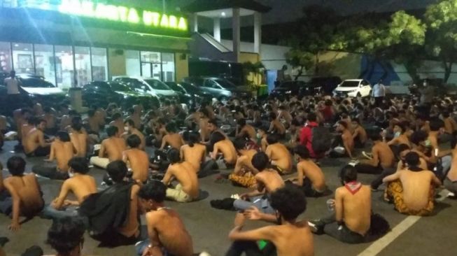 Polda Metro: Tidak Ada Catatan SKCK untuk Pelajar yang Ditangkap saat Demo