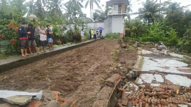 Tembok Rutan Bangli Ambruk Usai Dilanda Hujan Deras