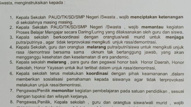 Surat Kepala Dinas Pendiidkan kota Palembang (jepretan foto)