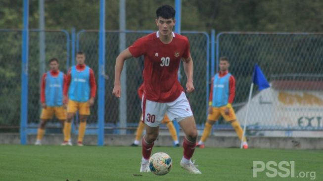 Kiper Timnas U-19 Akui Elkan Baggott Bek Hebat dan 4 Berita Bola Terkini