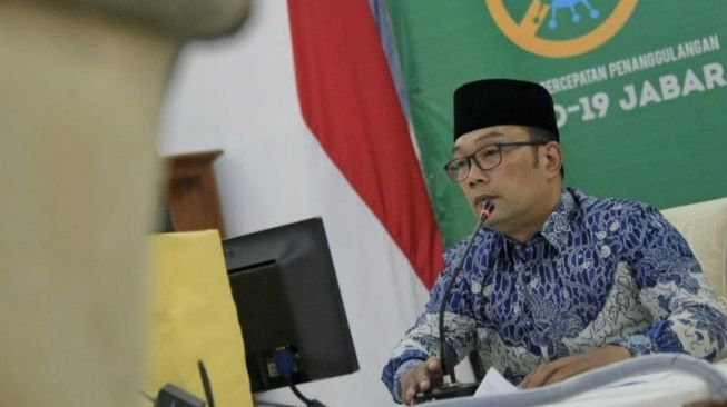 Ridwan Kamil Dukung Digitalisasi Aksara Sunda oleh Pandi