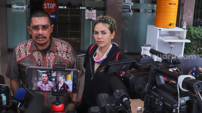 Nikita Mirzani Terseret Isu Penganiayaan Isa Zega, Pengacara Bungkam