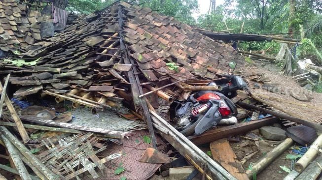 Cuaca Ekstrem, Puluhan Rumah di Pandeglang Hancur Diterjang Angin