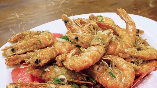 Resep Udang Saus Telur Asin, Rasanya Dijamin Mewah ala Resto Seafood. (Pixabay/@cegoh)