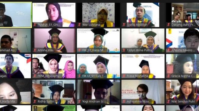 7.377 Wisudawan Universitas Indonesia Lakukan Wisuda Virtual