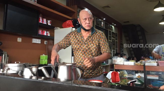 Tak Lekang oleh Waktu, Warung Kopi Asiang Ikon Legendaris di Pontianak