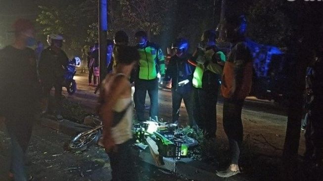 Kebut-kebutan Dini Hari, 2 Pemotor di Sidoarjo Tewas Setelah Serempetan