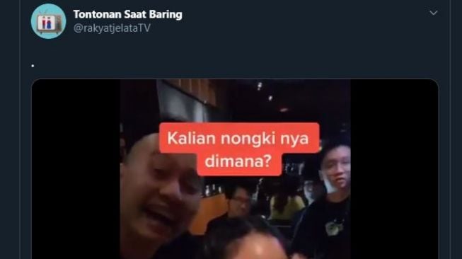 Video muda-mudi nongkrong di mall. (Twitter/@rakyatjelataTV)