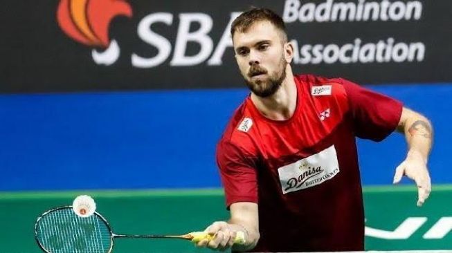 Pebulutangkis Denmark Jan O Jorgensen Gantung Raket