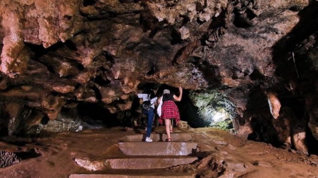 Gua Tabuhan, Dipercaya Tempat Pertapaan Pangeran Diponegoro di Pacitan