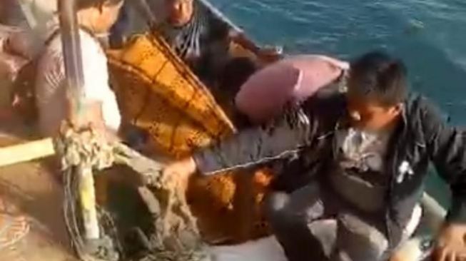 Pemancing Korban Perahu Terbalik di Perairan Sekupang Ditemukan Meninggal