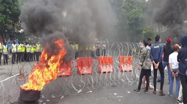 Demo mahasiswa di Bogor (Suara.com/Andi)