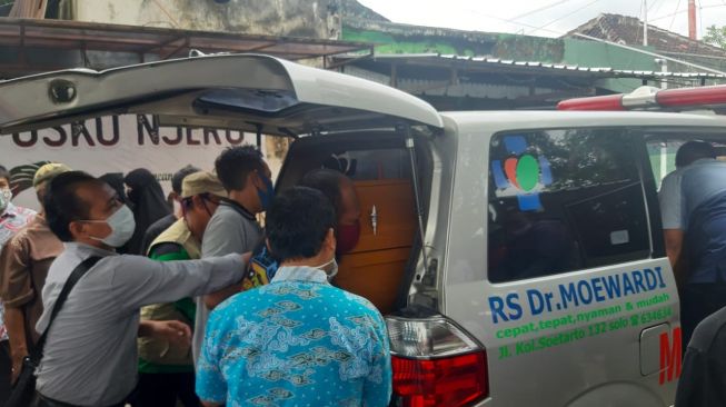 Jasad Wanita yang Ditemukan di Mobil Terbakar, Ternyata Kerabat Jokowi