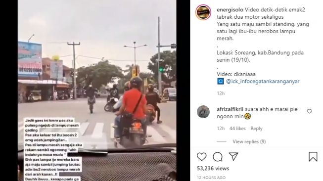 Mau Atraksi di Tengah Jalan, 2 Pemuda Ini Berujung Ditabrak Emak-Emak