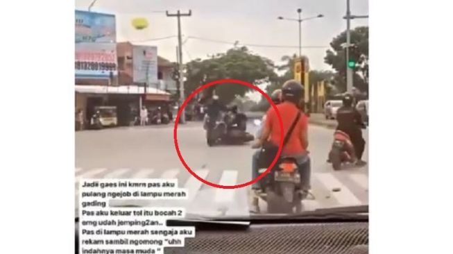 Viral Video Emak-emak Terobos Lampu Merah dan Seruduk Dua Motor Sekaligus