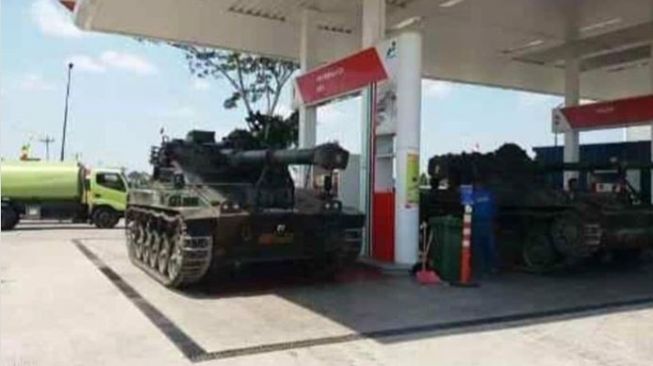 Tank Isi Bahan Bakar Di SPBU, Warganet Langsung Geger Melihatnya