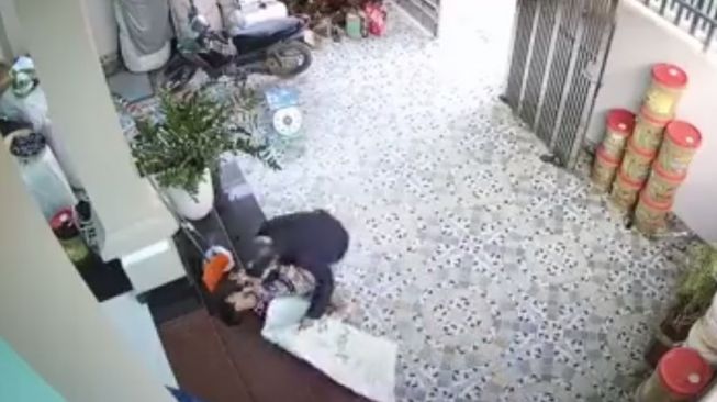 CEK FAKTA: Bocah Di Wisma Asri Bekasi Diculik Saat Main Di Teras Rumah, Dibius-Dimasukkan Karung, Ternyata Hoaks!