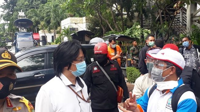 Jokowi Tak di Kantor, Perwakilan Buruh Cuma Bisa Temui Staf Ahli Istana