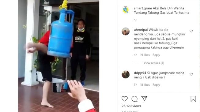 Video gadis tendang tabung gas 12kg. - (Instagram/@smart.gram)