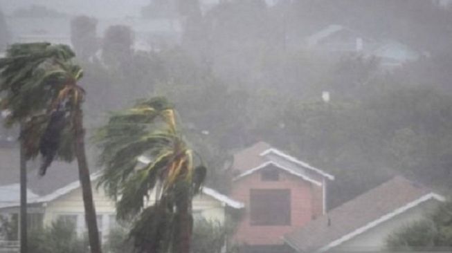 Waspada Cuaca Ekstrem di Jakarta pada 30-31 Oktober