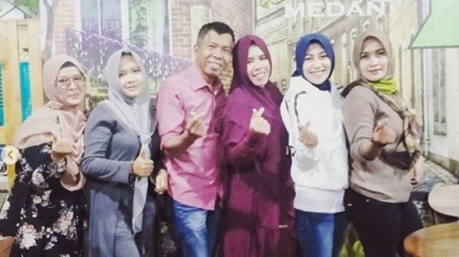 Unggahan istri pertama Kiwil, Rochimah [Instagram/@rohimah_alli]