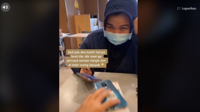 Persahabatan ini bikin iri warganet. [TikTok]