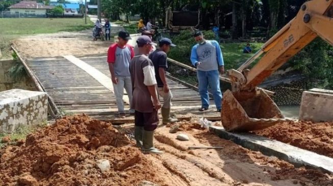 Ratusan Rumah di Langkat Terendam Banjir, Empat Jembatan Putus