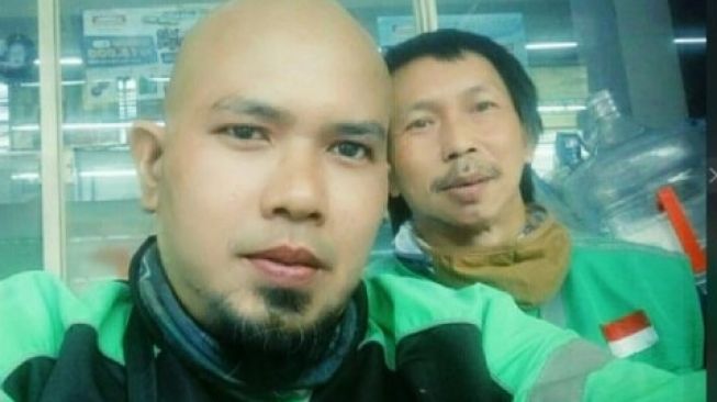 Cowok mirip Ahmad Dhani, Choky S Butar Butar [Facebook/ChokySButarButar]