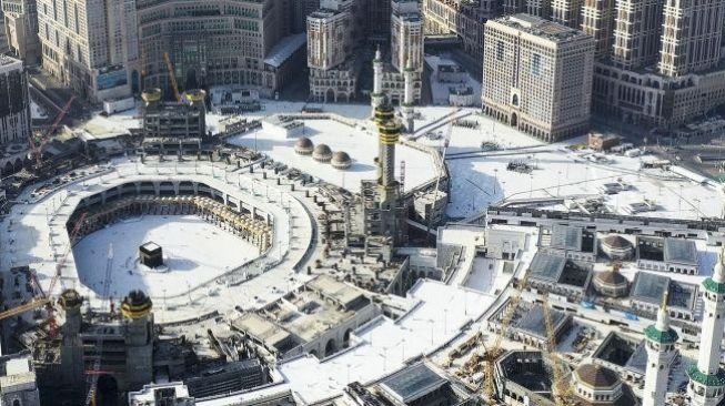 Ibadah Umrah Kembali Dibuka untuk Warga Asing, Begini Ketentuannya