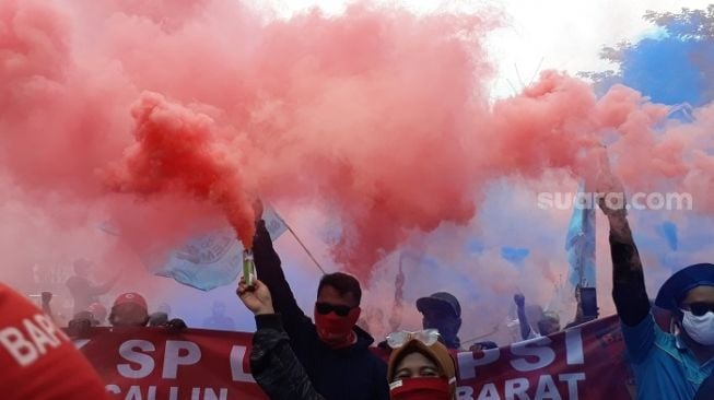 Mega Cibir Demo, Buruh: Tak Pantas Diucapkan Jika Ngaku Partai Wong Cilik