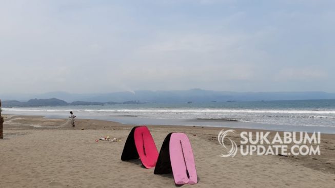 Ilustrasi pantai Palabuhan Ratu, Kabupaten Sukabumi  (29/10/2020). | Sumber Foto:Nandi