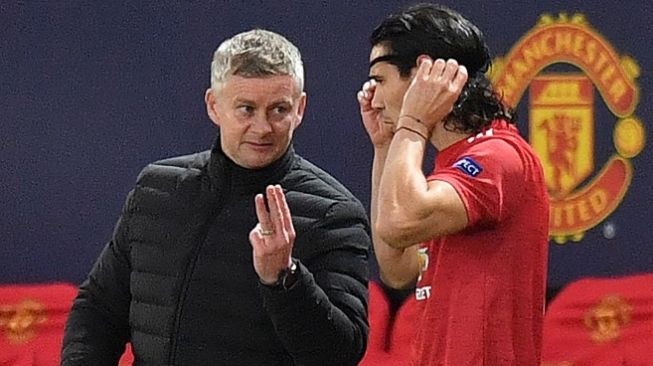 Manchester United Vs Manchester City: Solskjaer Gundah Tanpa Edinson Cavani